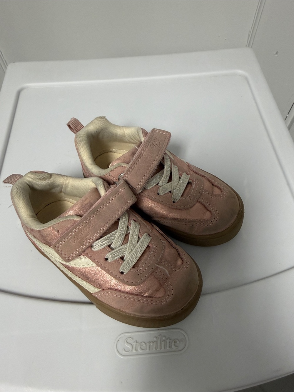 OshKosh B'gosh Metallic Pink and Cream Kids Sneakers
